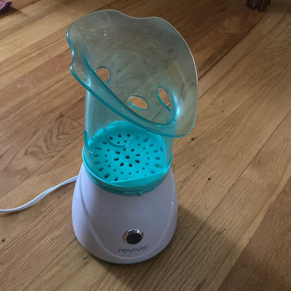 Revive facial steamer